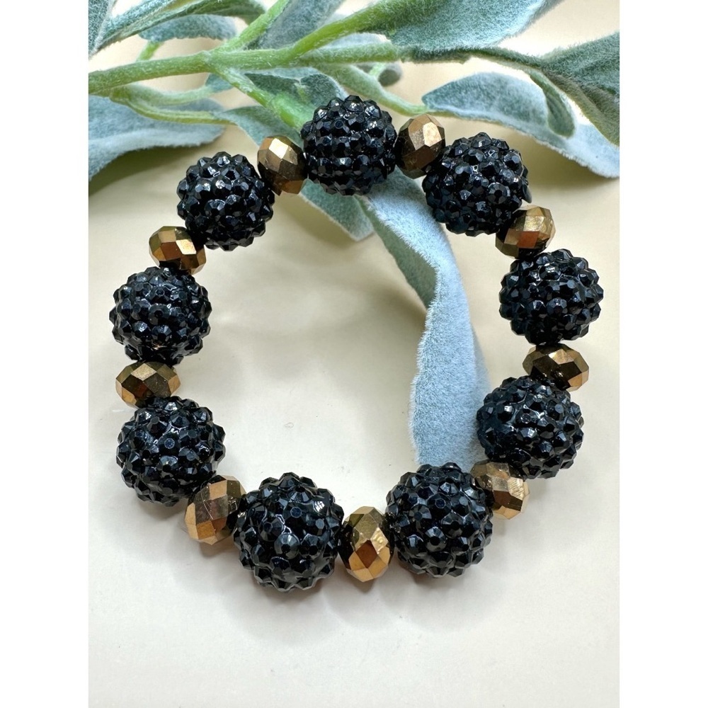 Black beaded stretch bracelet with faceted beads